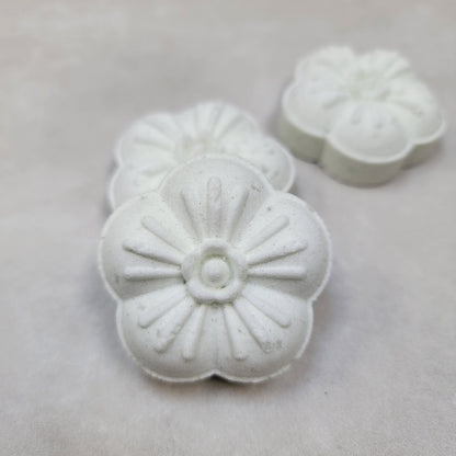 Shower steamers